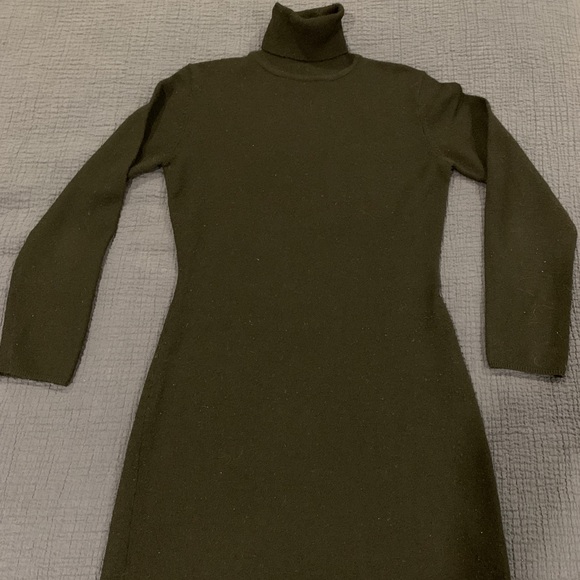 Long sleeves black tunic size small - Picture 1 of 2